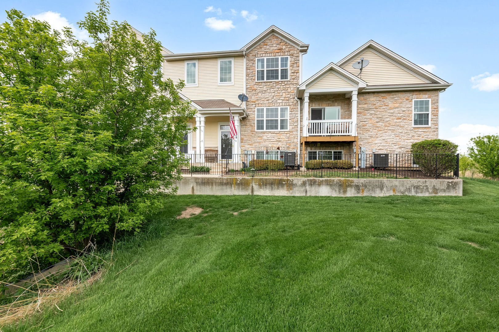 1368 Carolyn Court