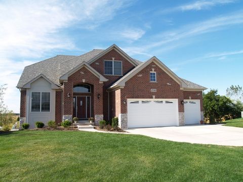 Photo of 2019 Middleton Avenue, Lisle, IL 60532 (MLS # 12380007)