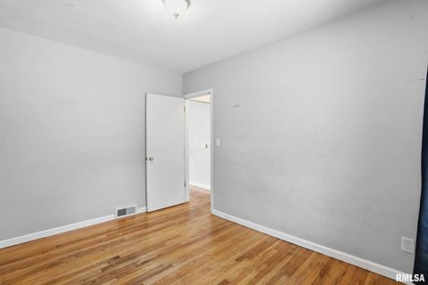 Tiny photo for 2427 29 1/2 Street, Rock Island, IL 61201 (MLS # 12593541)