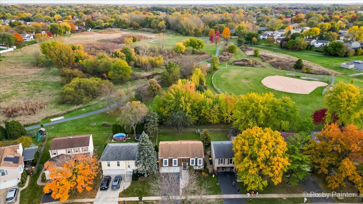 Roselle, Illinois 60172, United States, 3 Bedrooms Bedrooms, ,2 BathroomsBathrooms,Residential,Active,239133