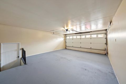 listing image 40