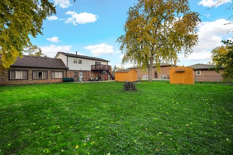 8845 W 75th Street Justice IL 60458