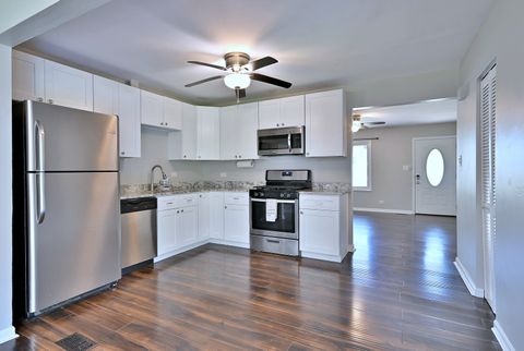 Tiny photo for 5629 Crestwood Road, Matteson, IL 60443 (MLS # 12389369)