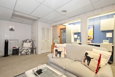 Tiny photo for 10317 Lacrosse Avenue, Oak Lawn, IL 60453 (MLS # 12503326)