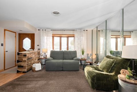 Tiny photo for 10317 Lacrosse Avenue, Oak Lawn, IL 60453 (MLS # 12503326)