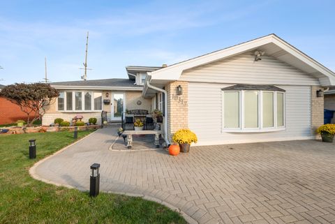 Tiny photo for 10317 Lacrosse Avenue, Oak Lawn, IL 60453 (MLS # 12503326)