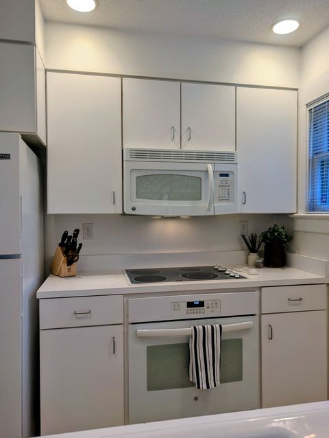 Tiny photo for 909 W Union Street, Champaign, IL 61821 (MLS # 12396353)
