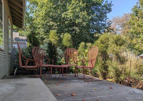 Tiny photo for 909 W Union Street, Champaign, IL 61821 (MLS # 12396353)