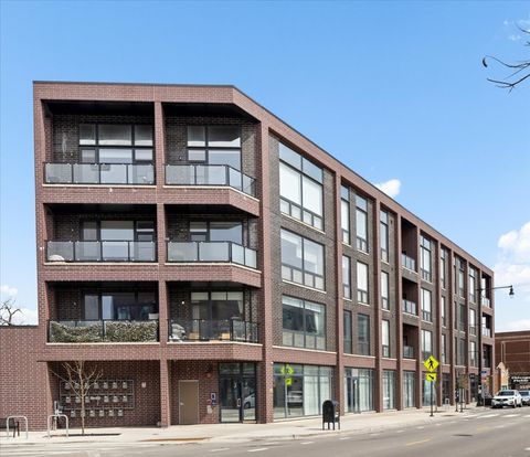 Photo of 3101 N Ridgeway Avenue #4D, Chicago, IL 60618 (MLS # 12613406)