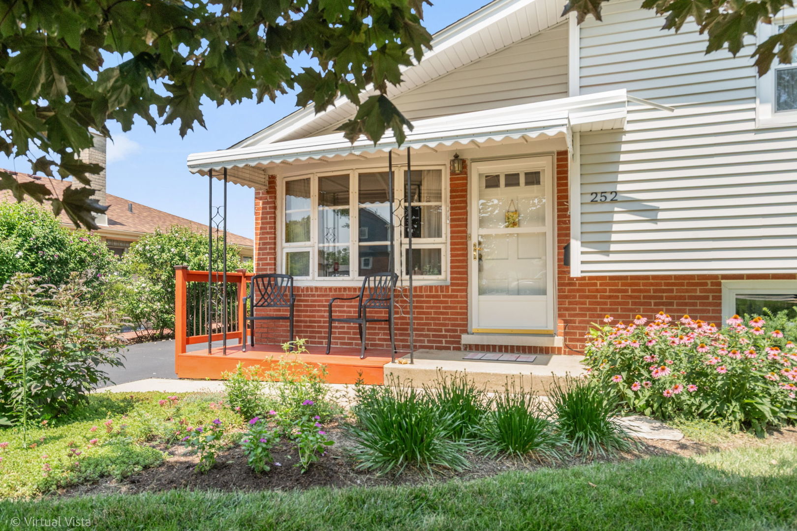 252 W Ethel Avenue