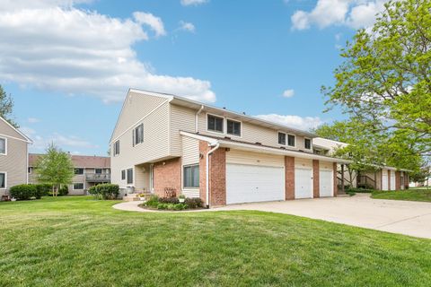 992 Hidden Lake Drive Buffalo Grove IL 60089