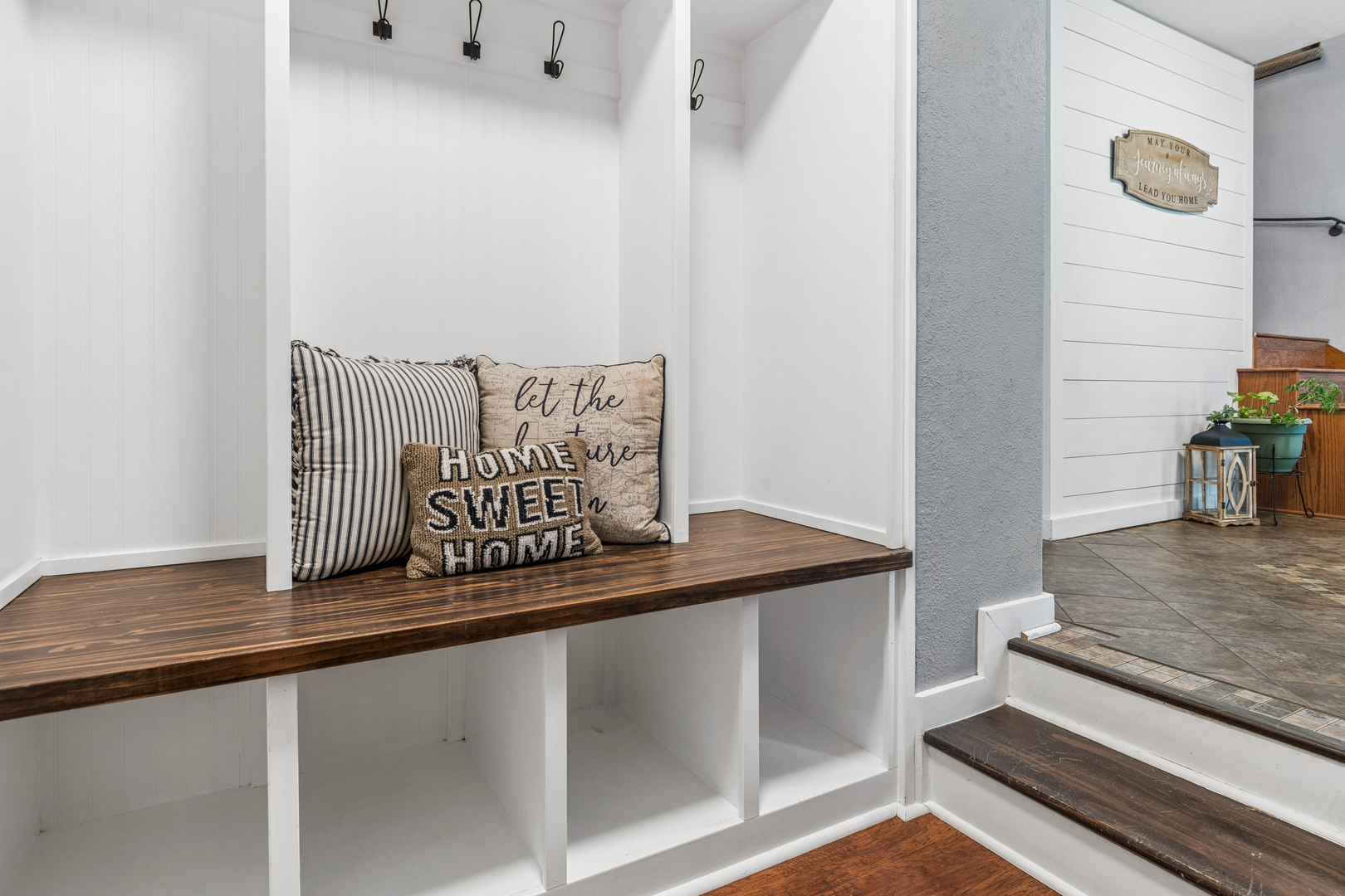 3225 Randy Road