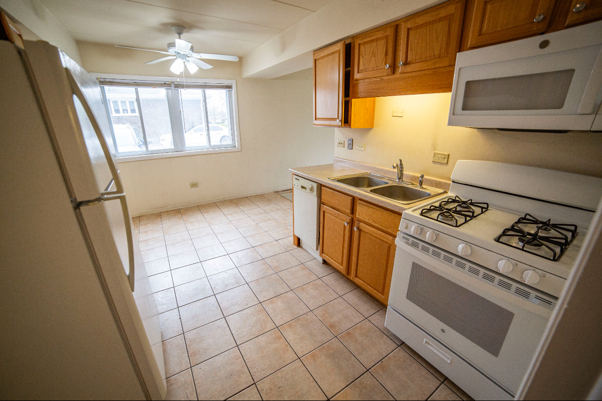 11036 S Kenneth Avenue 1