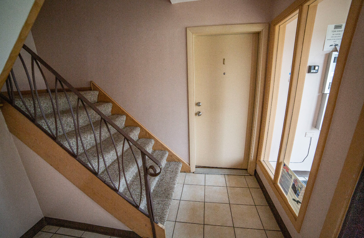 11036 S Kenneth Avenue 1