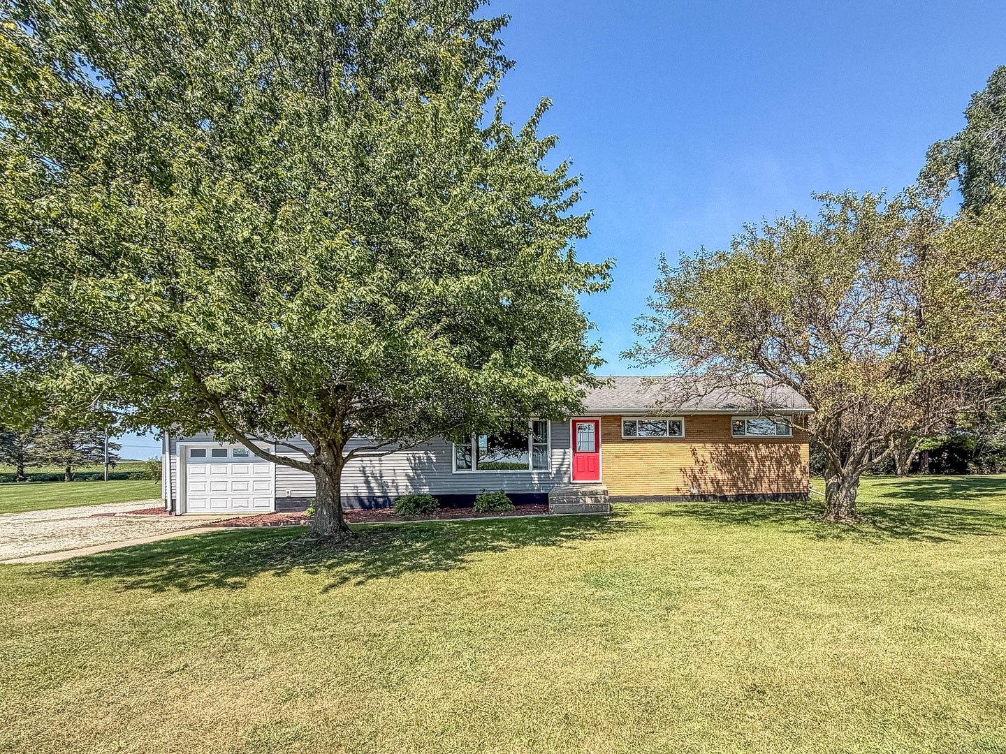 2066 County Road 3000
