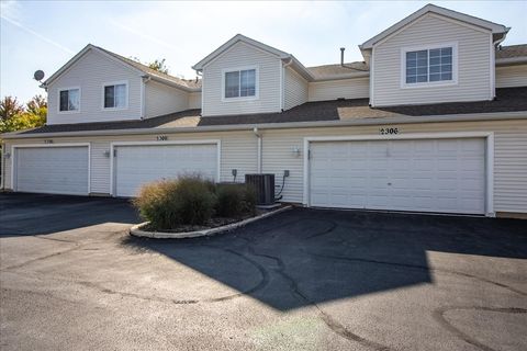 Tiny photo for 2306 Reflections Drive, Aurora, IL 60502 (MLS # 12507367)