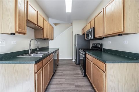 Tiny photo for 2306 Reflections Drive, Aurora, IL 60502 (MLS # 12507367)