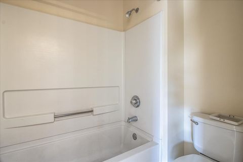 Tiny photo for 2306 Reflections Drive, Aurora, IL 60502 (MLS # 12507367)