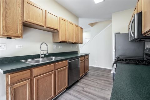 Tiny photo for 2306 Reflections Drive, Aurora, IL 60502 (MLS # 12507367)