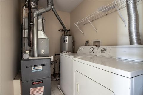 Tiny photo for 2306 Reflections Drive, Aurora, IL 60502 (MLS # 12507367)