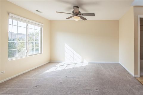 Tiny photo for 2306 Reflections Drive, Aurora, IL 60502 (MLS # 12507367)