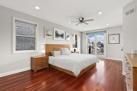 Tiny photo for 1251 N Bosworth Avenue #3, Chicago, IL 60642 (MLS # 12554766)