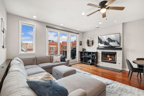 Tiny photo for 1251 N Bosworth Avenue #3, Chicago, IL 60642 (MLS # 12554766)