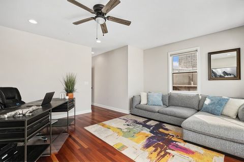 Tiny photo for 1251 N Bosworth Avenue #3, Chicago, IL 60642 (MLS # 12554766)