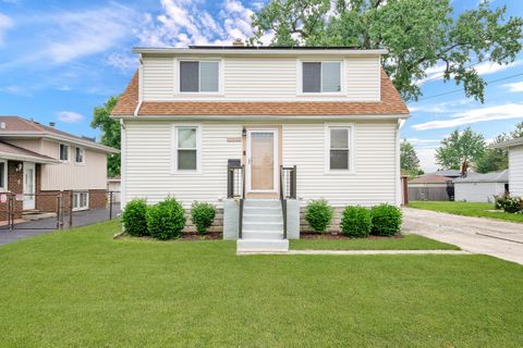 Photo of 10910 S Natchez Avenue, Worth, IL 60482 (MLS # 12387680)