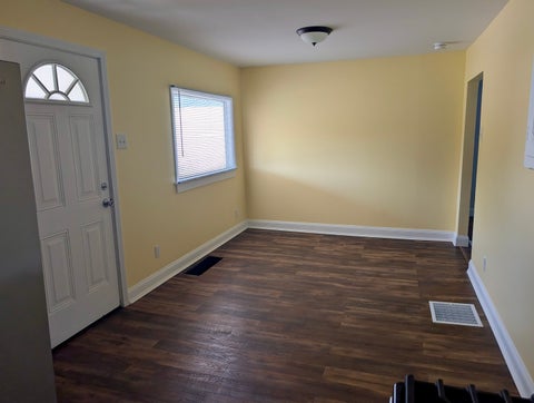 Tiny photo for 1417 S Ledford Street, Harrisburg, IL 62946 (MLS # 12762937)