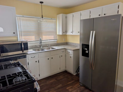 Tiny photo for 1417 S Ledford Street, Harrisburg, IL 62946 (MLS # 12762937)