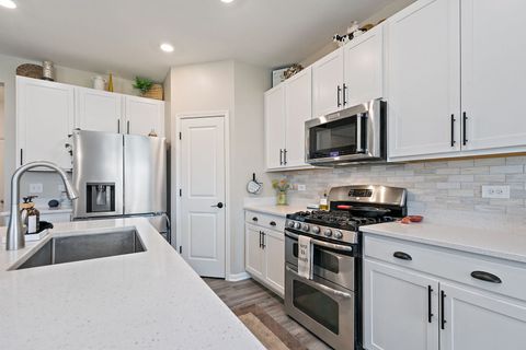 Tiny photo for 1204 Draper Road, McHenry, IL 60050 (MLS # 12604880)