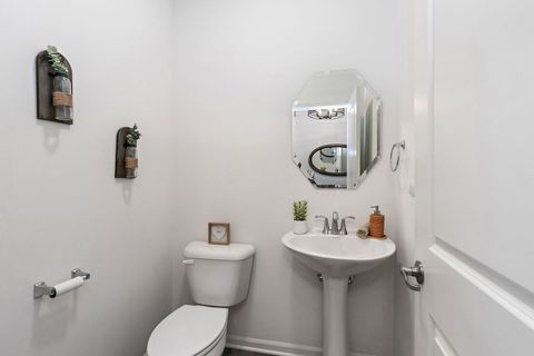 Tiny photo for 1204 Draper Road, McHenry, IL 60050 (MLS # 12604880)