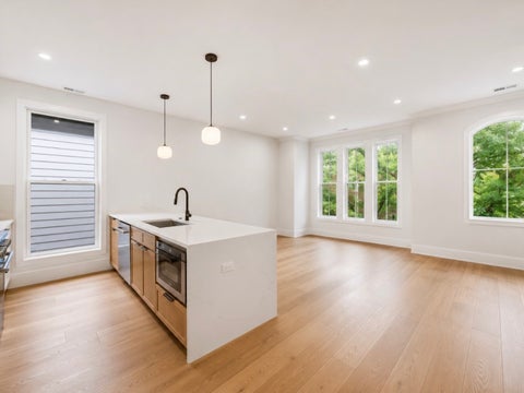 Tiny photo for 3644 W Cornelia Avenue #2, Chicago, IL 60618 (MLS # 12597150)