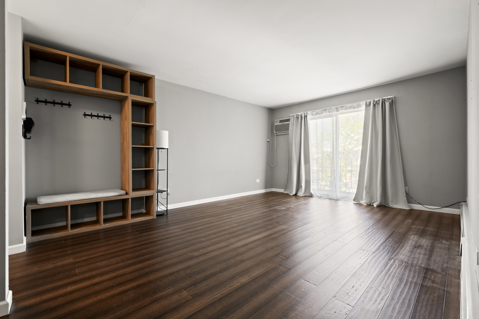 838 Jonathan Court 305