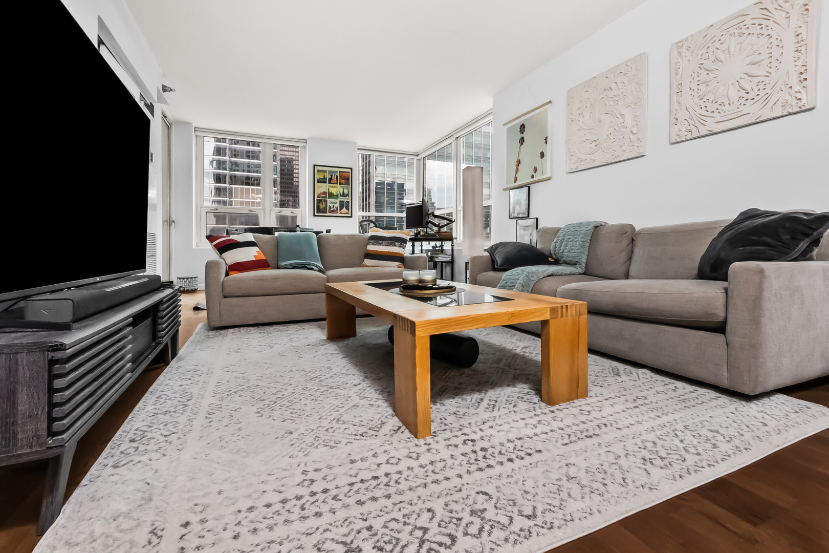 345 N LASALLE Street 2405