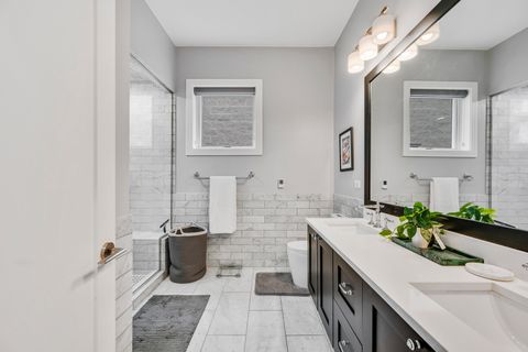 Tiny photo for 1310 N Cleveland Avenue #3, Chicago, IL 60610 (MLS # 12491941)