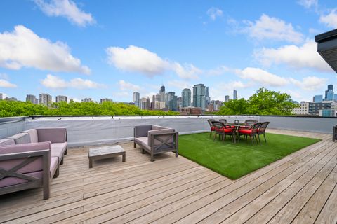 Tiny photo for 1310 N Cleveland Avenue #3, Chicago, IL 60610 (MLS # 12491941)
