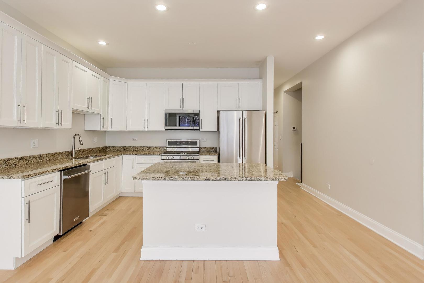 1920 N Springfield Avenue 1S