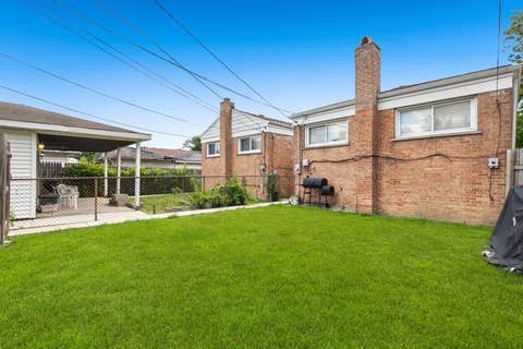 Tiny photo for 1424 W 115th Street, Chicago, IL 60643 (MLS # 12663917)