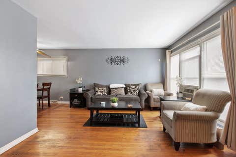 Tiny photo for 1424 W 115th Street, Chicago, IL 60643 (MLS # 12663917)