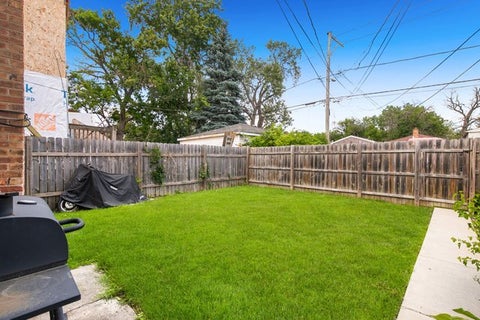 Tiny photo for 1424 W 115th Street, Chicago, IL 60643 (MLS # 12663917)