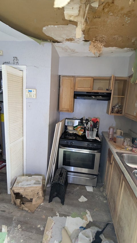 Tiny photo for 6442 S Yale Avenue #B, Chicago, IL 60621 (MLS # 12744789)