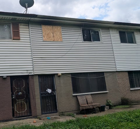Photo of 6442 S Yale Avenue #B, Chicago, IL 60621 (MLS # 12744789)