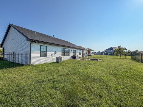 Tiny photo for 2713 E Stone Creek Boulevard, Urbana, IL 61802 (MLS # 12745896)