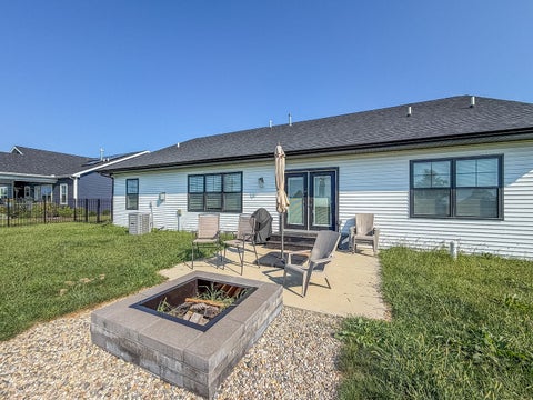 Tiny photo for 2713 E Stone Creek Boulevard, Urbana, IL 61802 (MLS # 12745896)