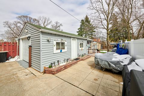 Tiny photo for 1881 ORCHARD Street, Des Plaines, IL 60018 (MLS # 12597787)