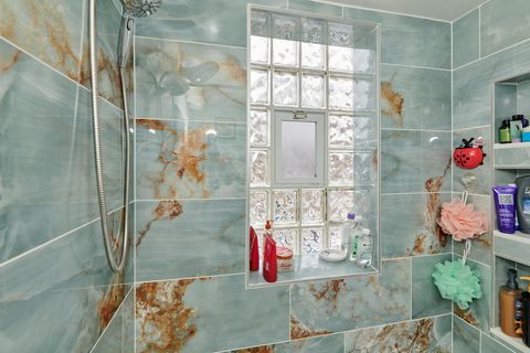 Tiny photo for 1881 ORCHARD Street, Des Plaines, IL 60018 (MLS # 12597787)