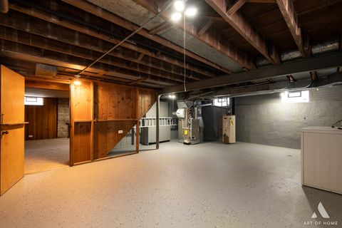 Tiny photo for 6908 N Mendota Avenue, Chicago, IL 60646 (MLS # 12556613)