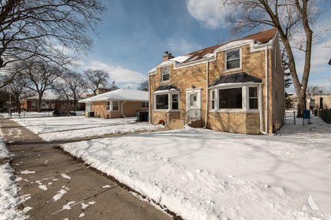 Tiny photo for 6908 N Mendota Avenue, Chicago, IL 60646 (MLS # 12556613)